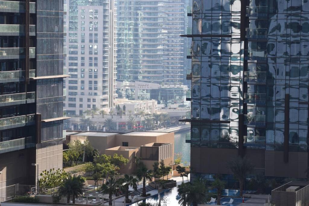 High Floor With City Skyline & Burj Khalifa View 3 Bedroom Unit Marina Dubai Exterior photo